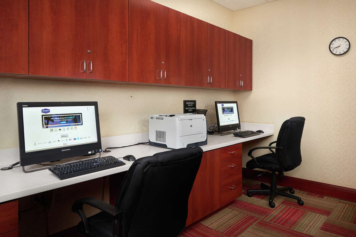Hampton Inn And Suites Roswell 24/34