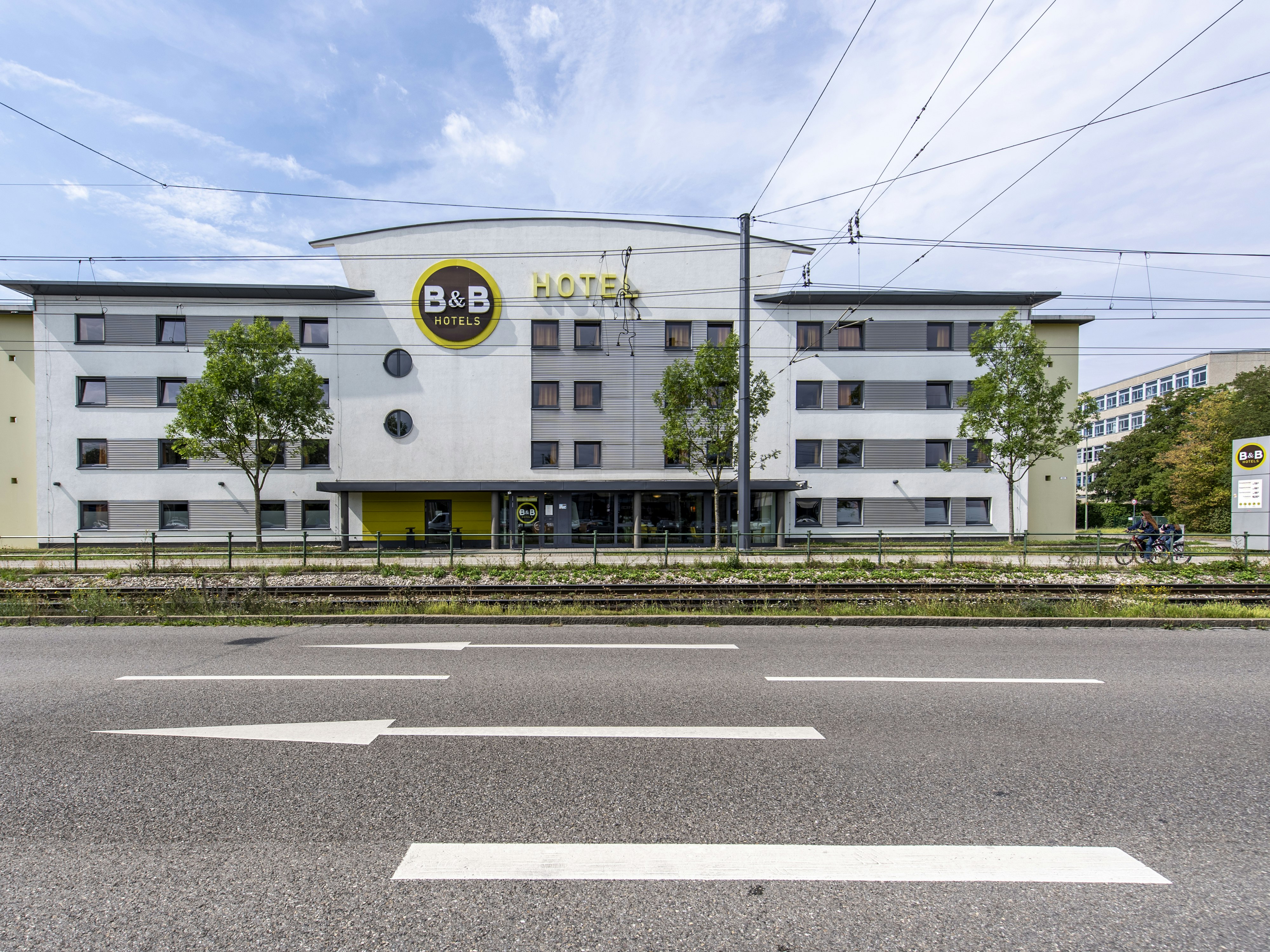 B&B Augsburg 24/30