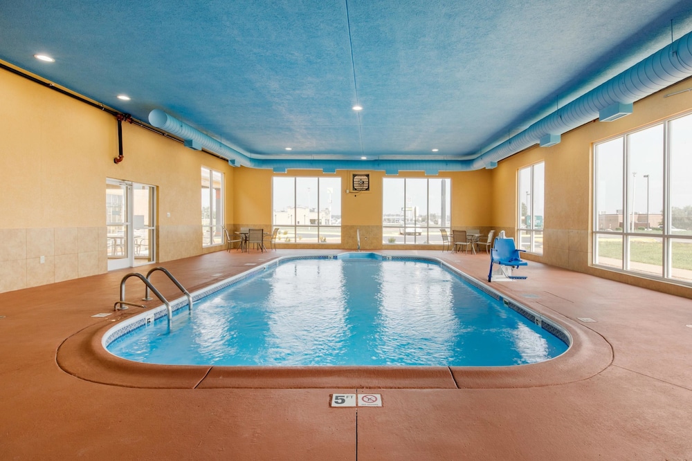 Quality Inn Cadiz, KY 5/40