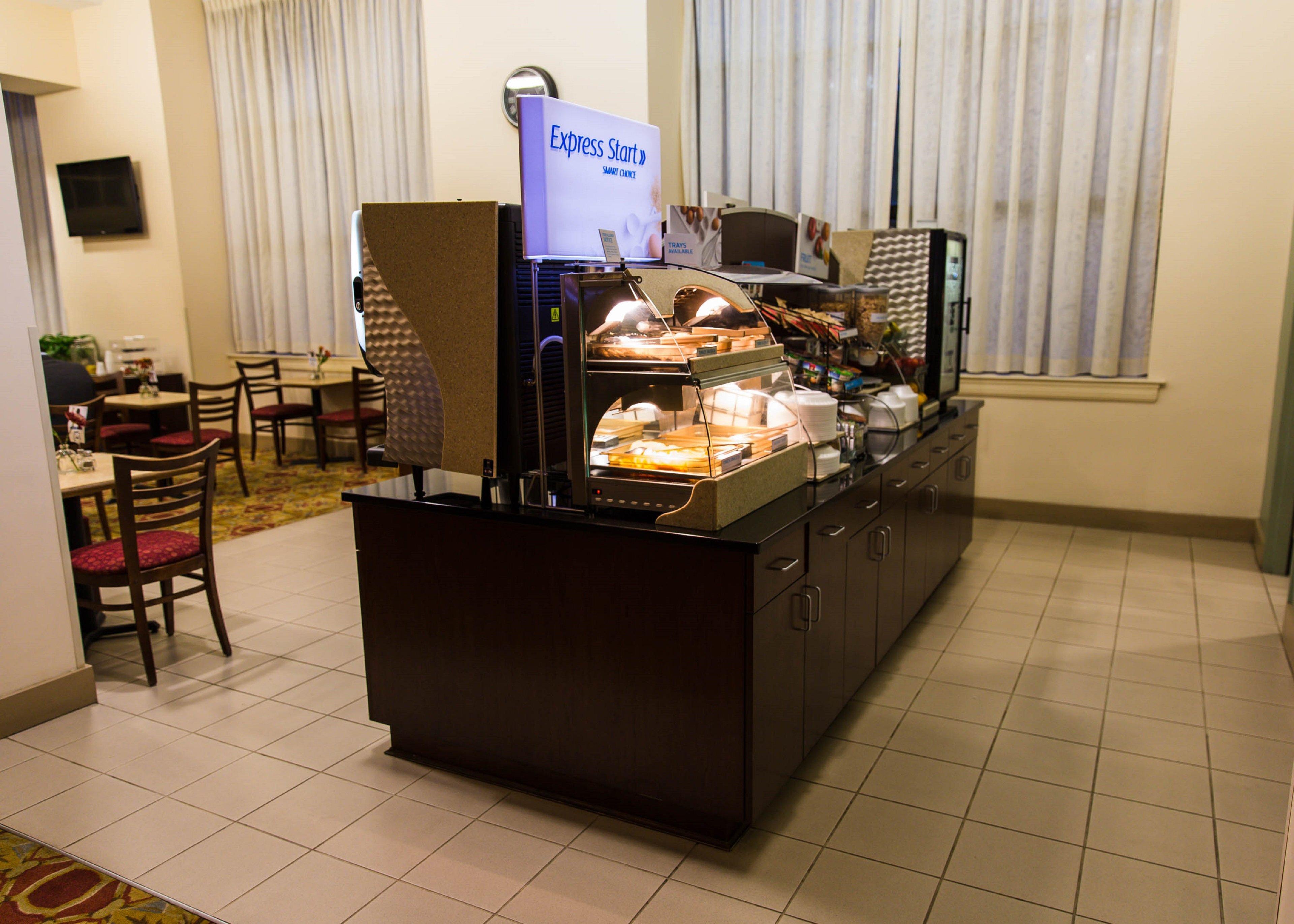 Baltimore Downtown Hotel 13/55