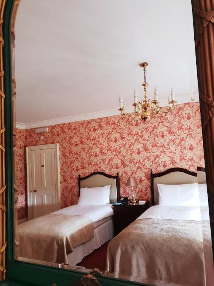Donnington Grove Hotel And Country Club 21/57