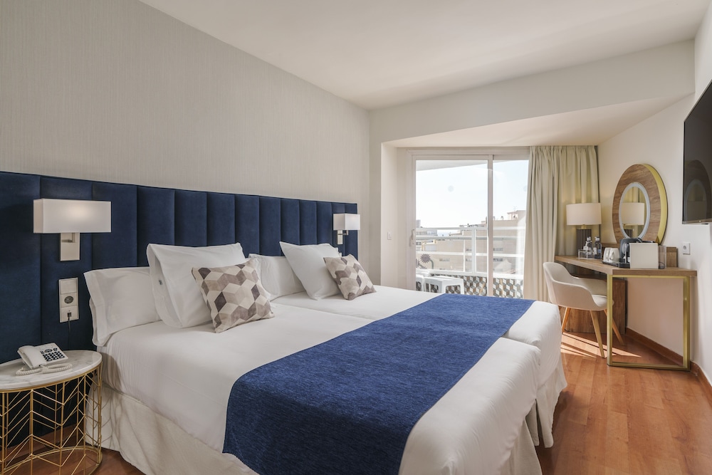 Hotel Costa Malaga (Adults Recommended) by Pierre & Vacances 17/57