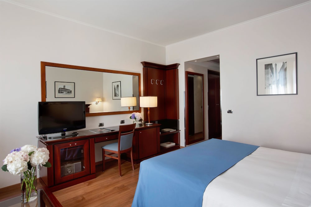 Starhotels Excelsior 12/61