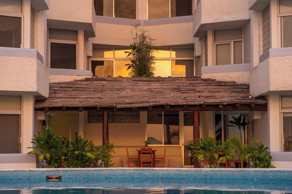 Suites Turquesa by GuruHotel 4/68