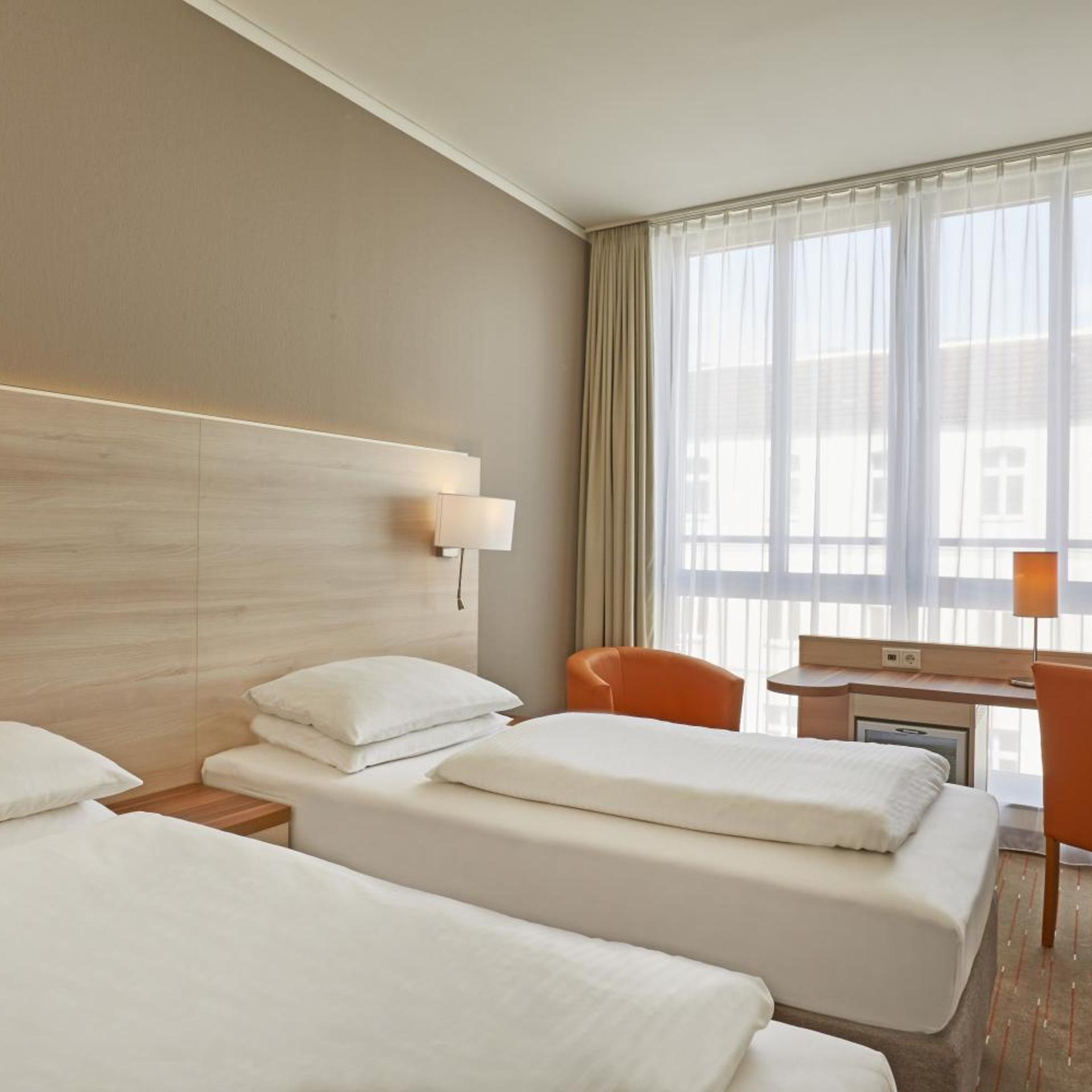 COMFORT, DOUBLE OR TWIN BED