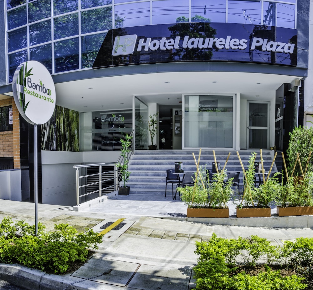 Hotel Laureles Plaza 1/63