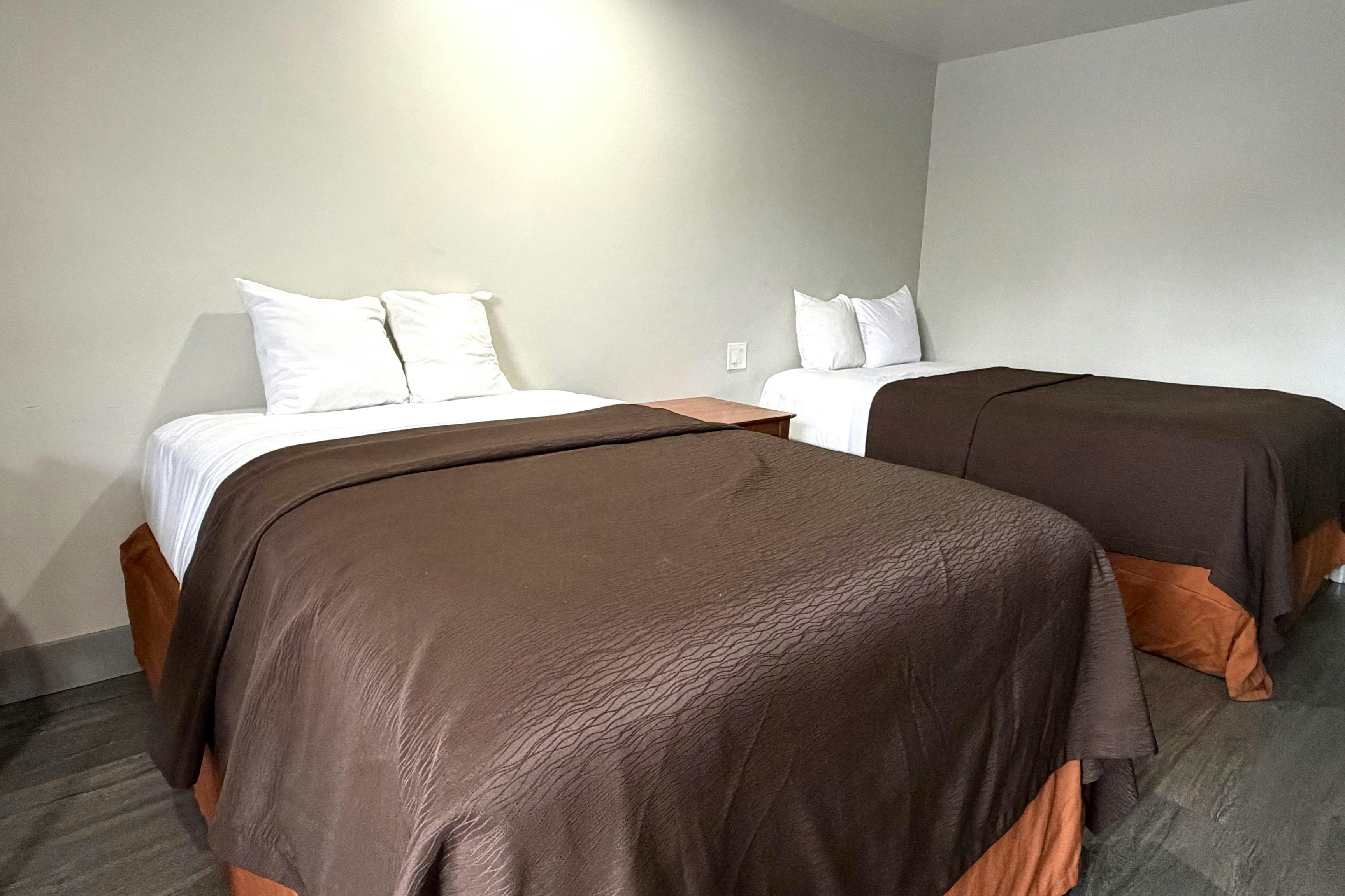 غرفة بسريرين كوين، 6 Rivers Motel 3/4