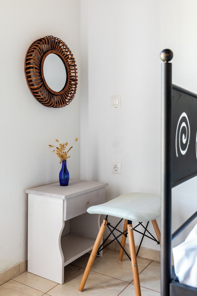 Skopelos Country Villas 4/48