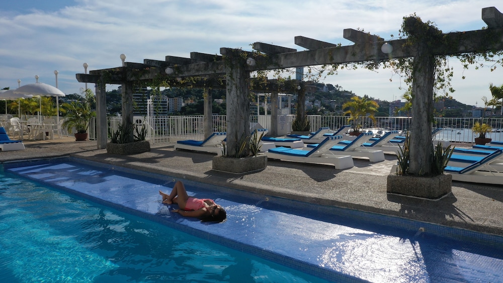 Alba Suites Acapulco 58/59