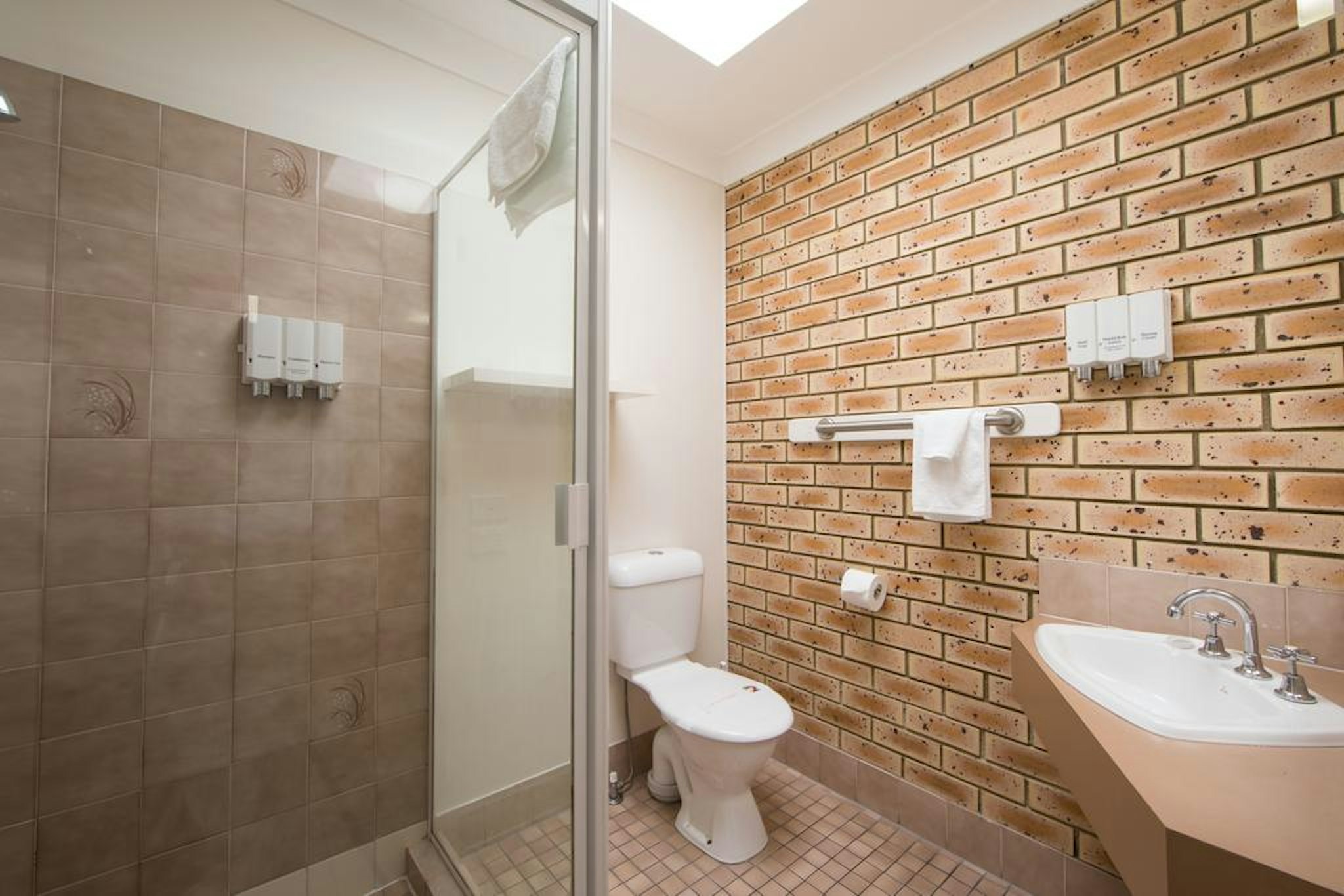 CABOOLTURE MOTEL 42/47