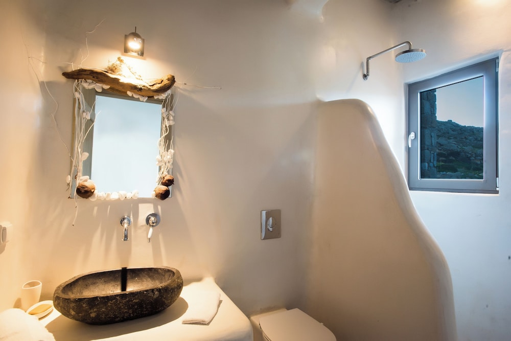 Amallini Suites 16/50