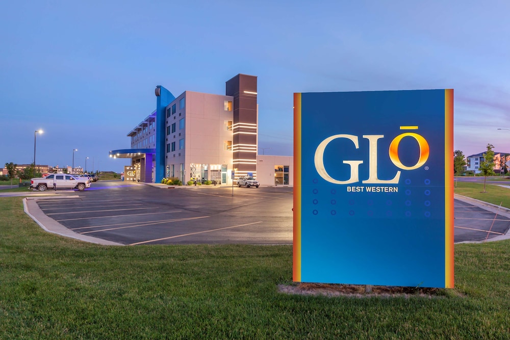 Glo Best Western Dawley Farms In Sioux Falls 1/47