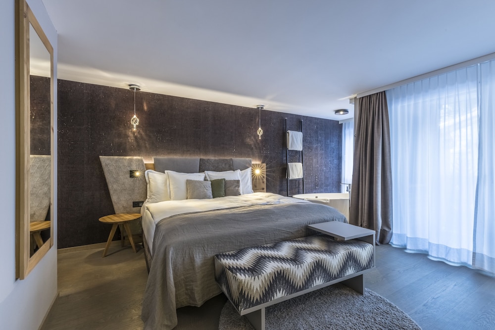 Hotel Matthiol 24/70