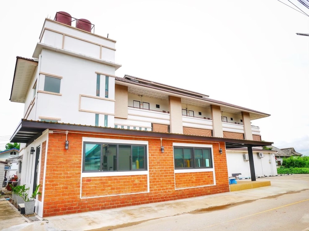 Fang Villa Hotel 7/52