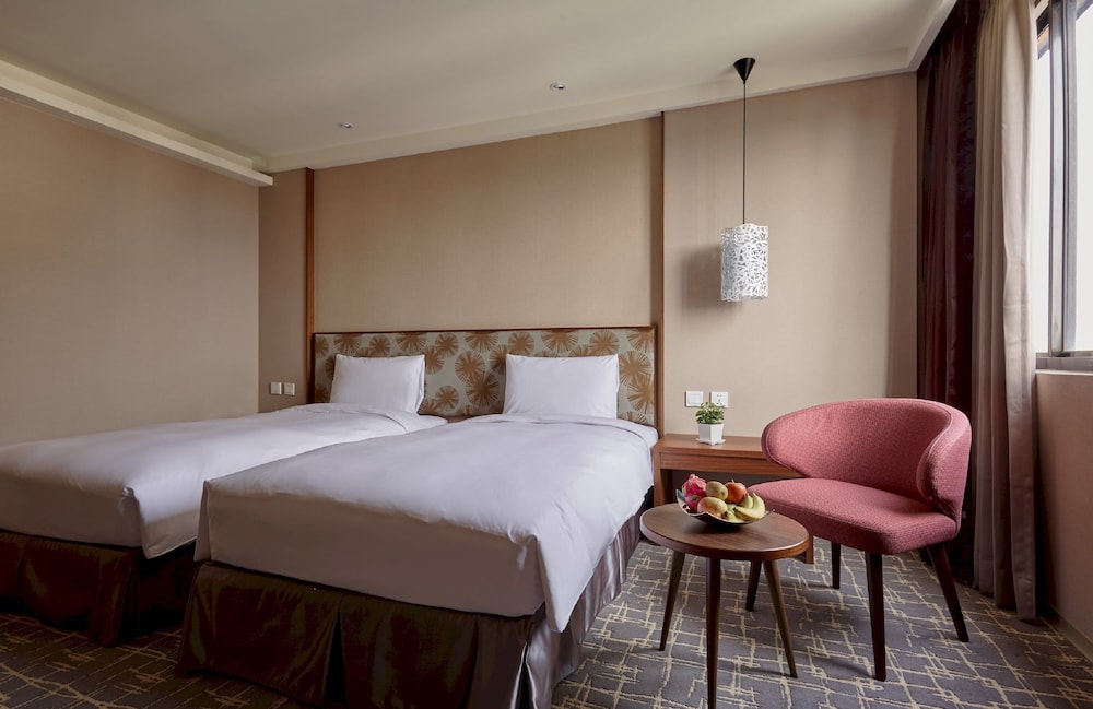 Orange Hotel Wenhua 12/36