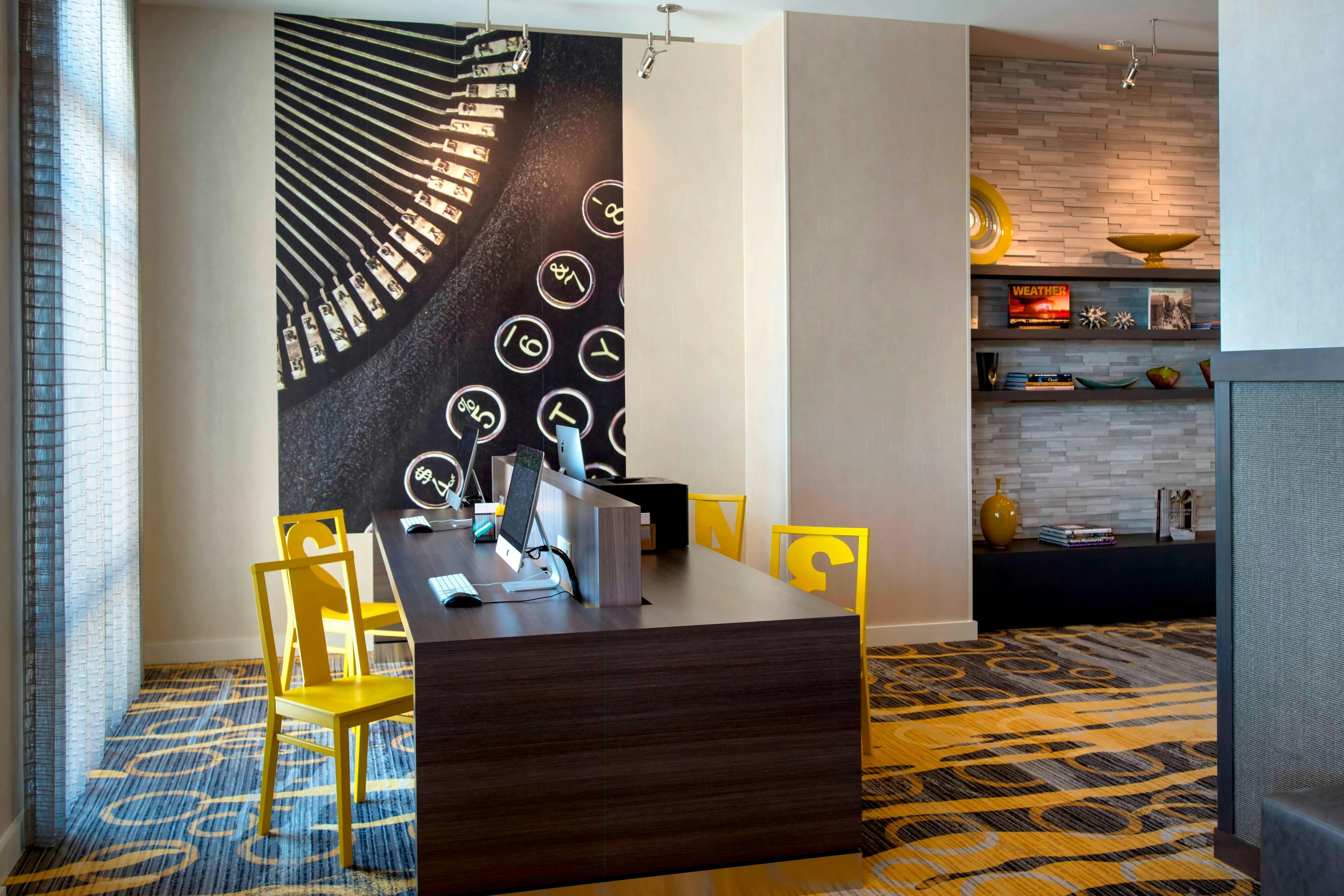 Lobby at Courtyard Philadelphia Lansdale, Harleysville