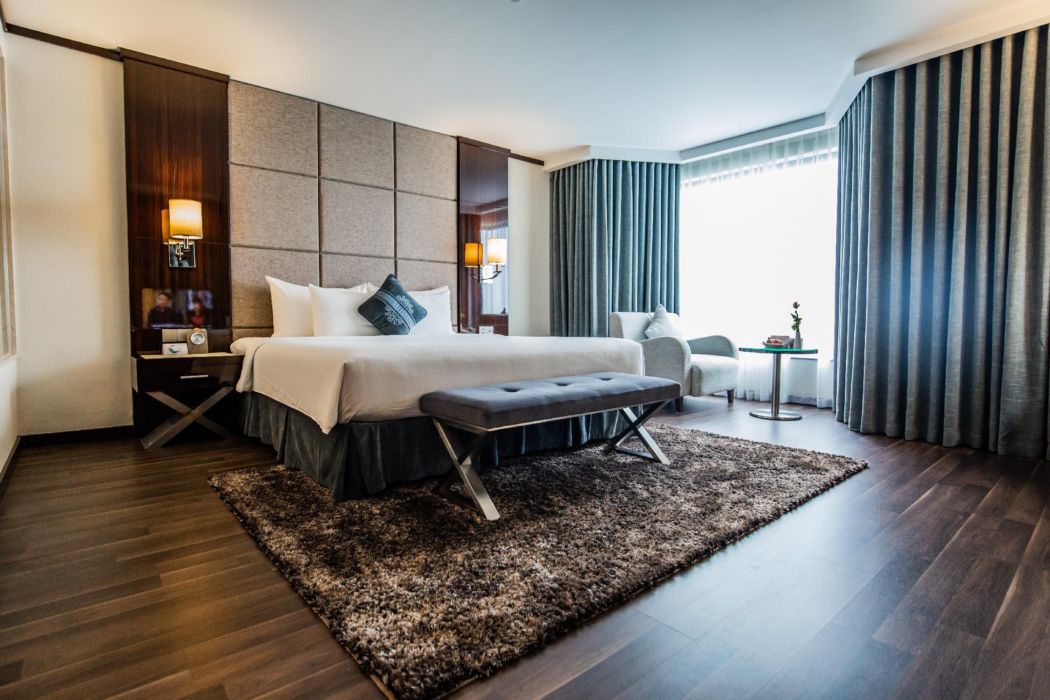 Ocean, Premium, King Bed
