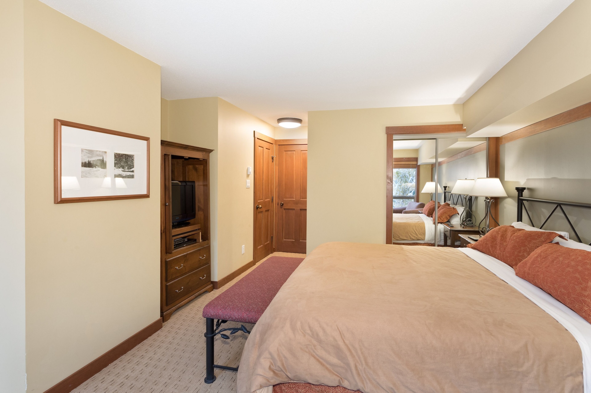 3 BEDROOMS