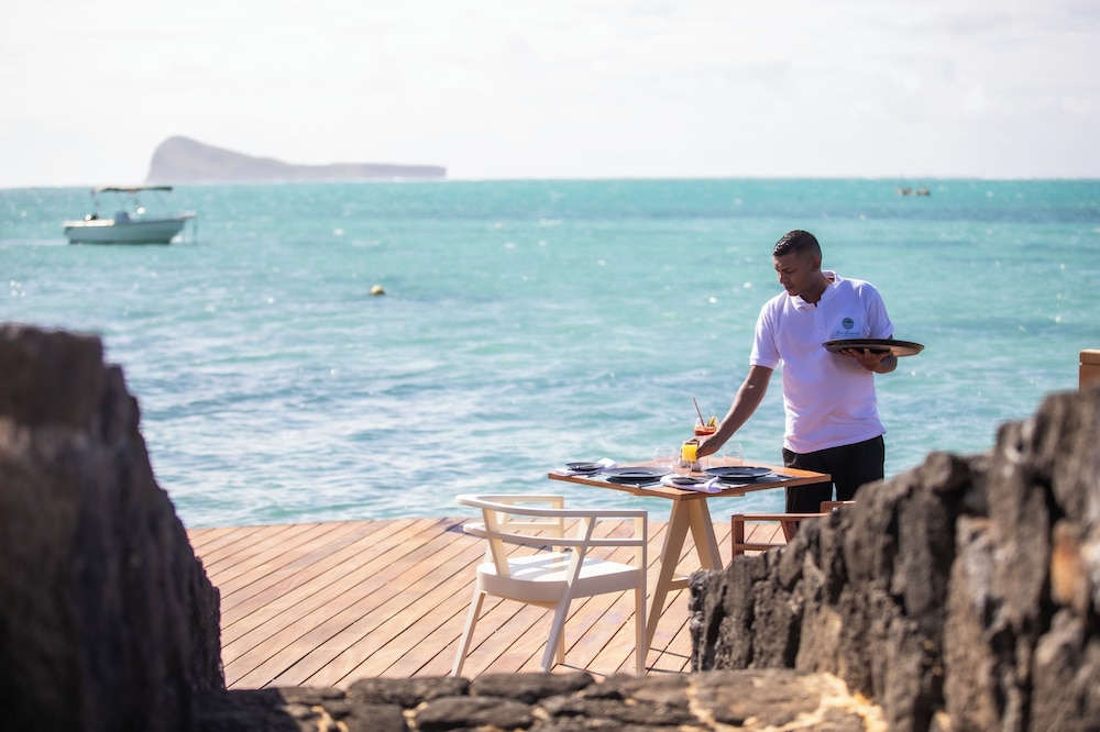 Sea Diamond Boutique Hotel and Spa 64/70