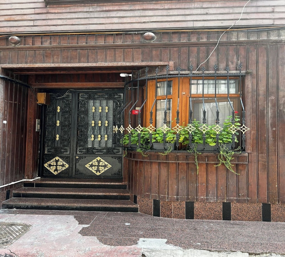 Armagan Suite Taksim 3/49