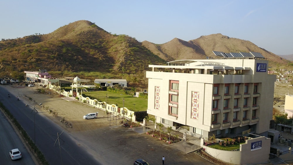 Blu Feather Hotel & Spa photo2