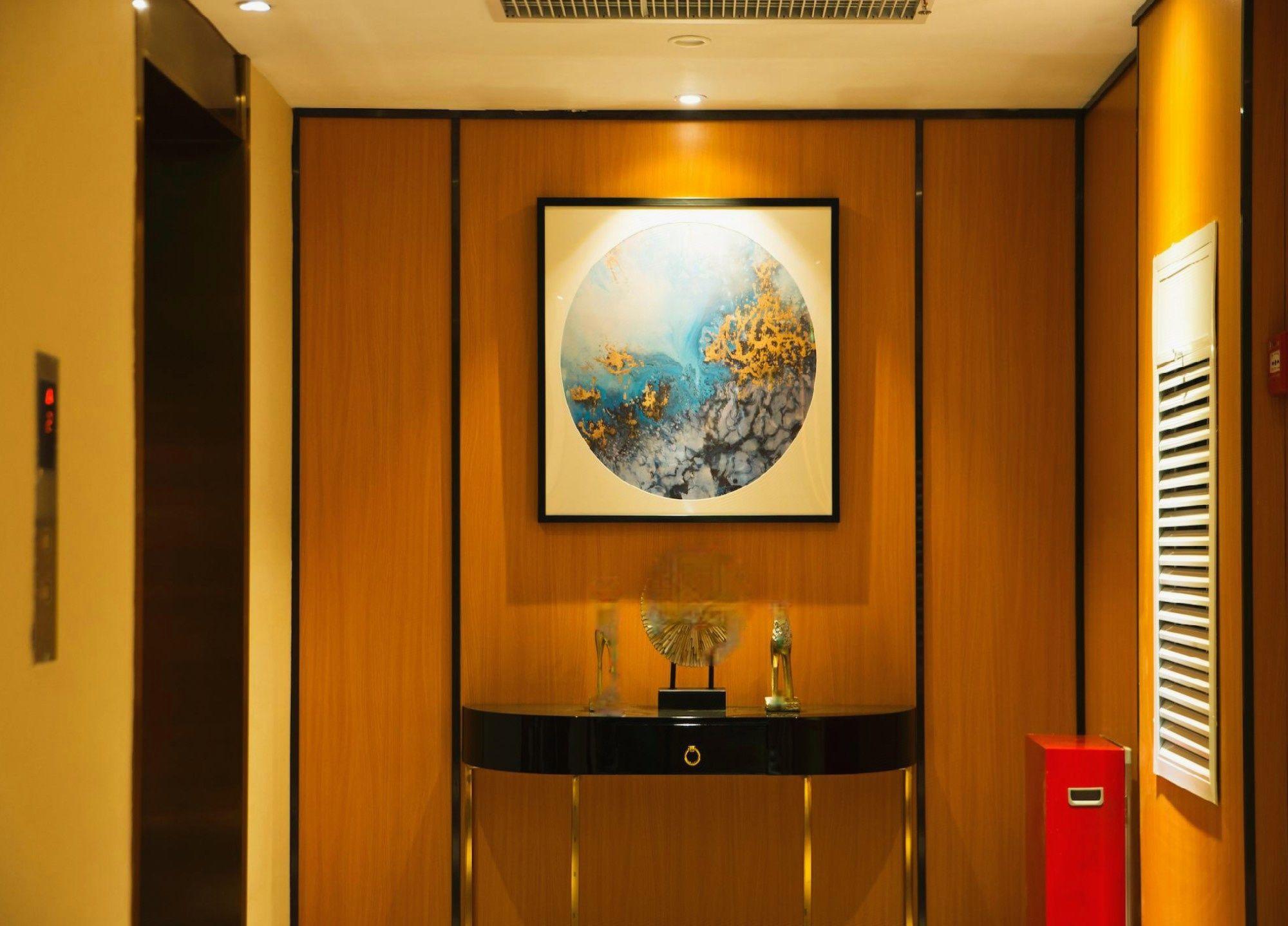Borrman Hotel Canton Tower Sun Yat Sen University Metro Station Pazhou Exhibition Center 17/30