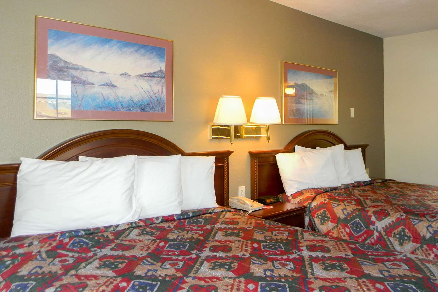 Downtown Inn Wenatchee 6/13