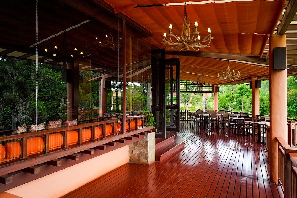 Valley Garden Resort 8/50