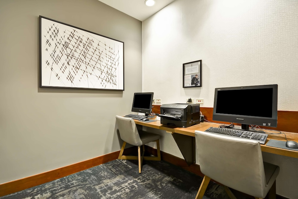 Hyatt Place Kansas City/Overland Park/Metcalf 52/64