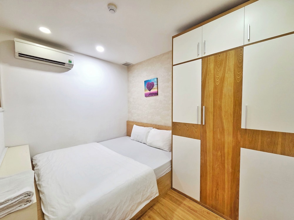 1 BEDROOM, APARTMENT, DOUBLE BED, OCEAN FRONT
