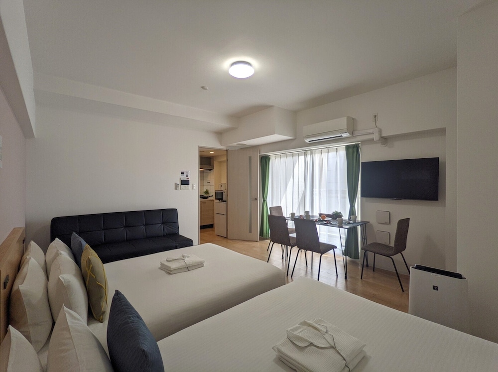 Eslead Hotel Namba South II 12/40