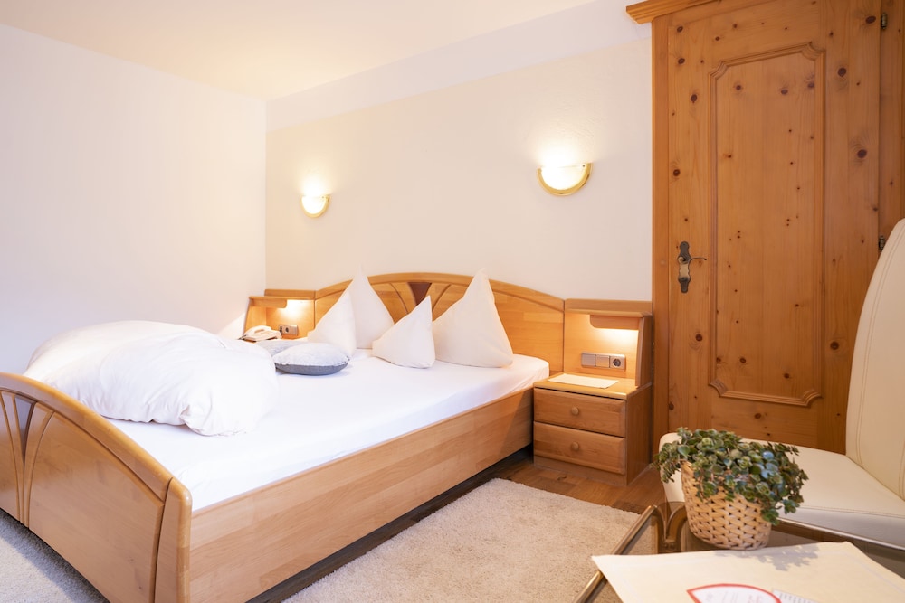 BEAUTY & SPORTHOTEL TIROLERHOF 9/50