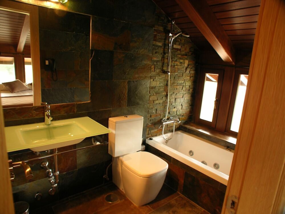 Villadesella Hotel 35/36