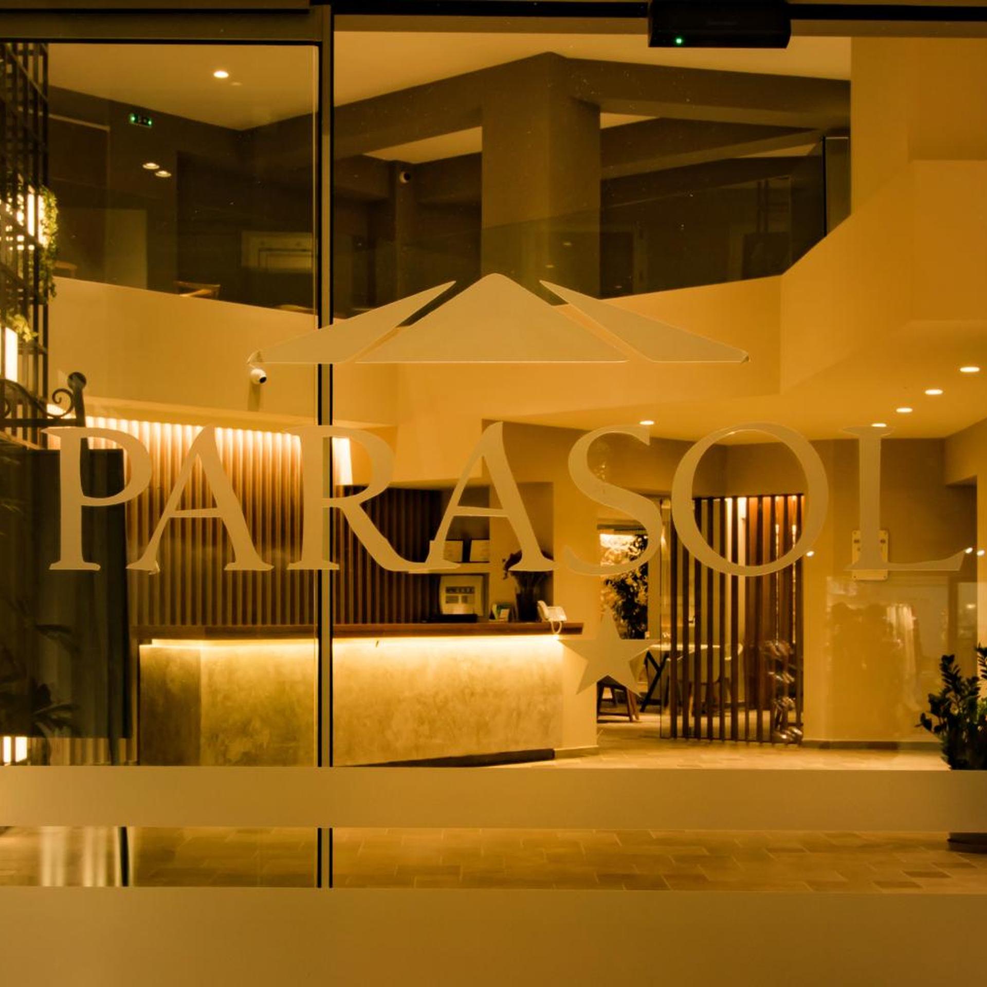 Parasol Luxury Hotel & Suites 7/80