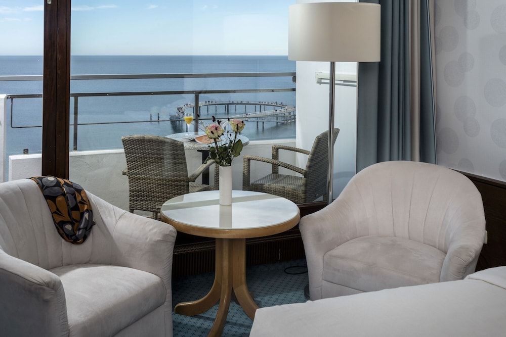 Maritim Seehotel 49/74
