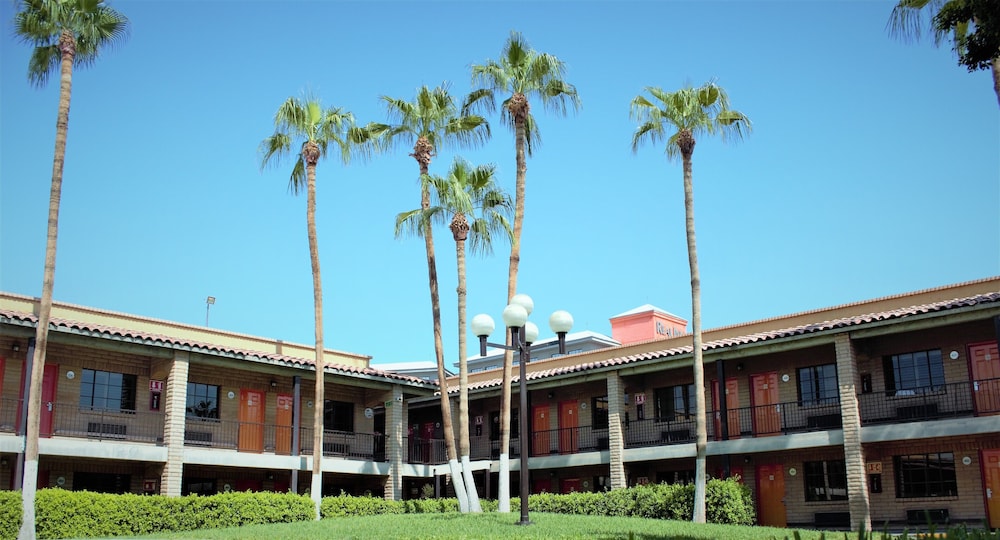 Colonial Mexicali 1/69