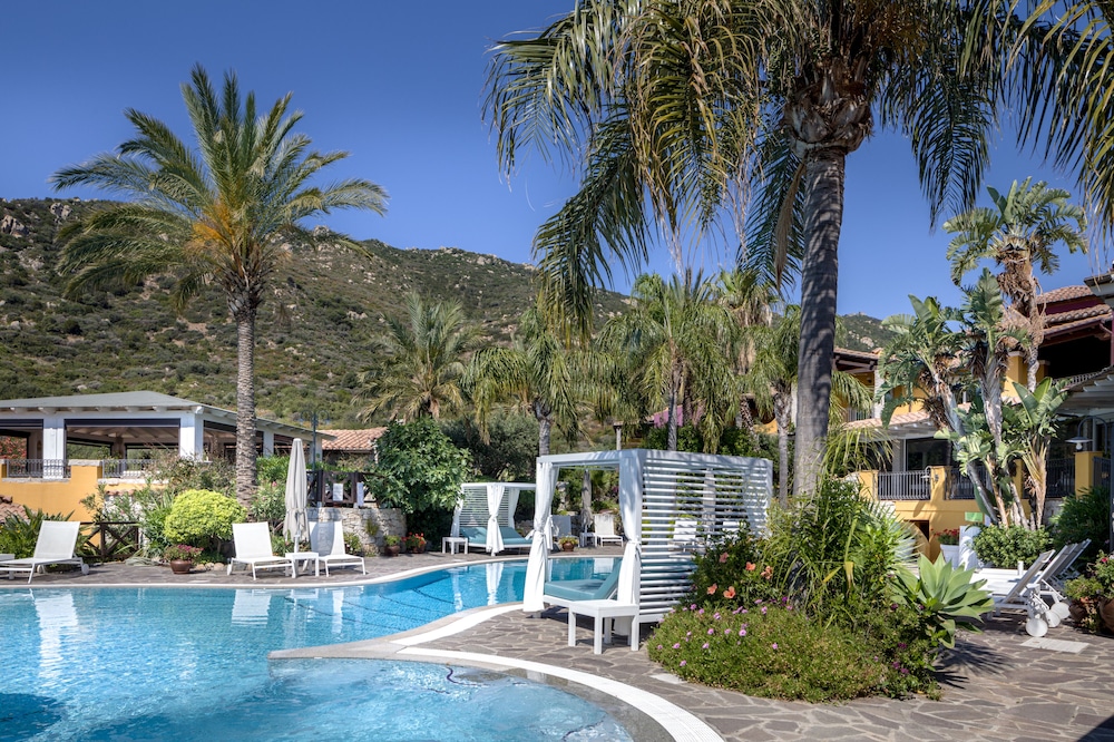 Cruccuris Resort - Adults Only 7/72