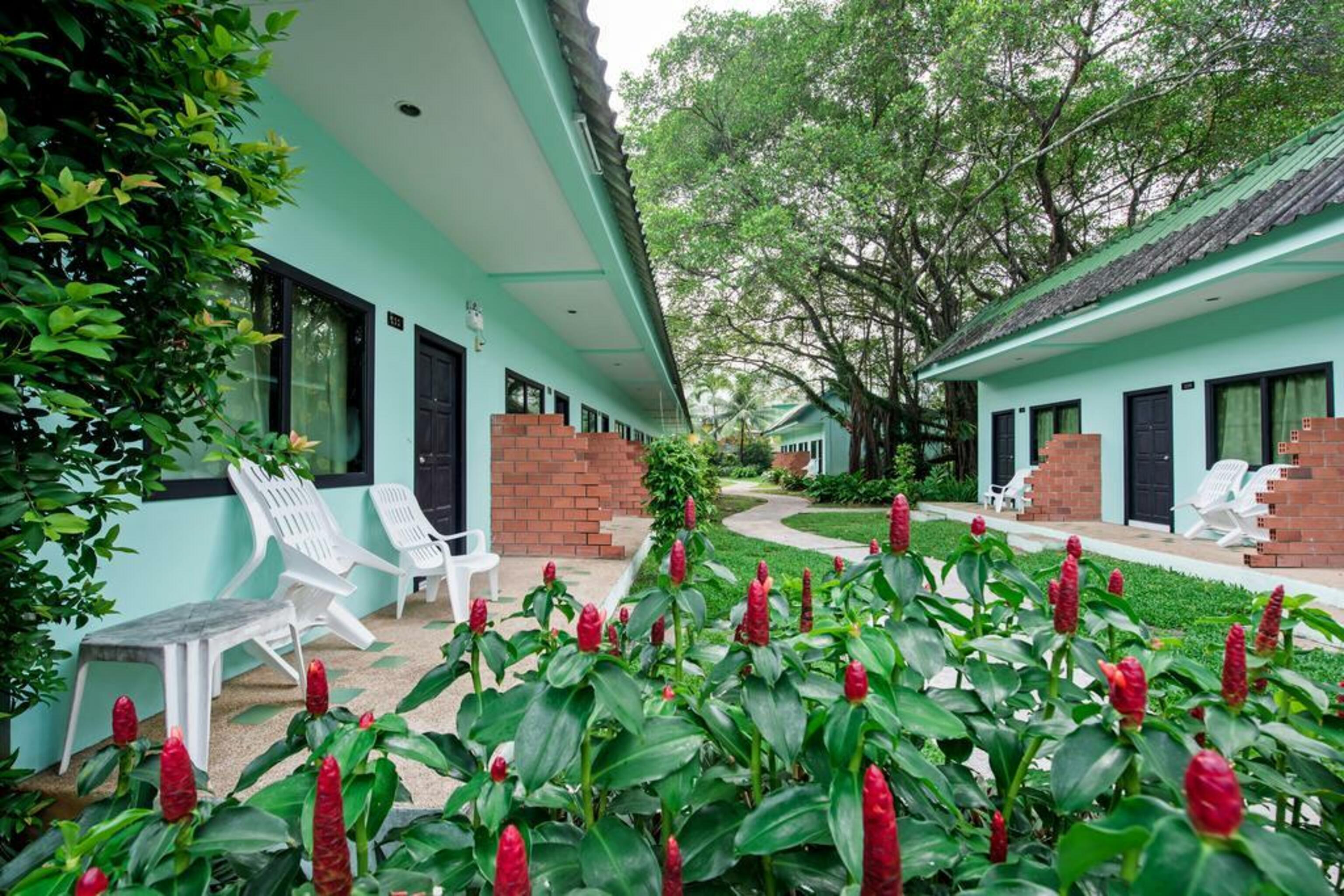 Baan Tonsai Garden Resort Phuket 24/25
