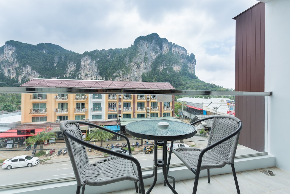Phranang Place Hotel Krabi 55/64