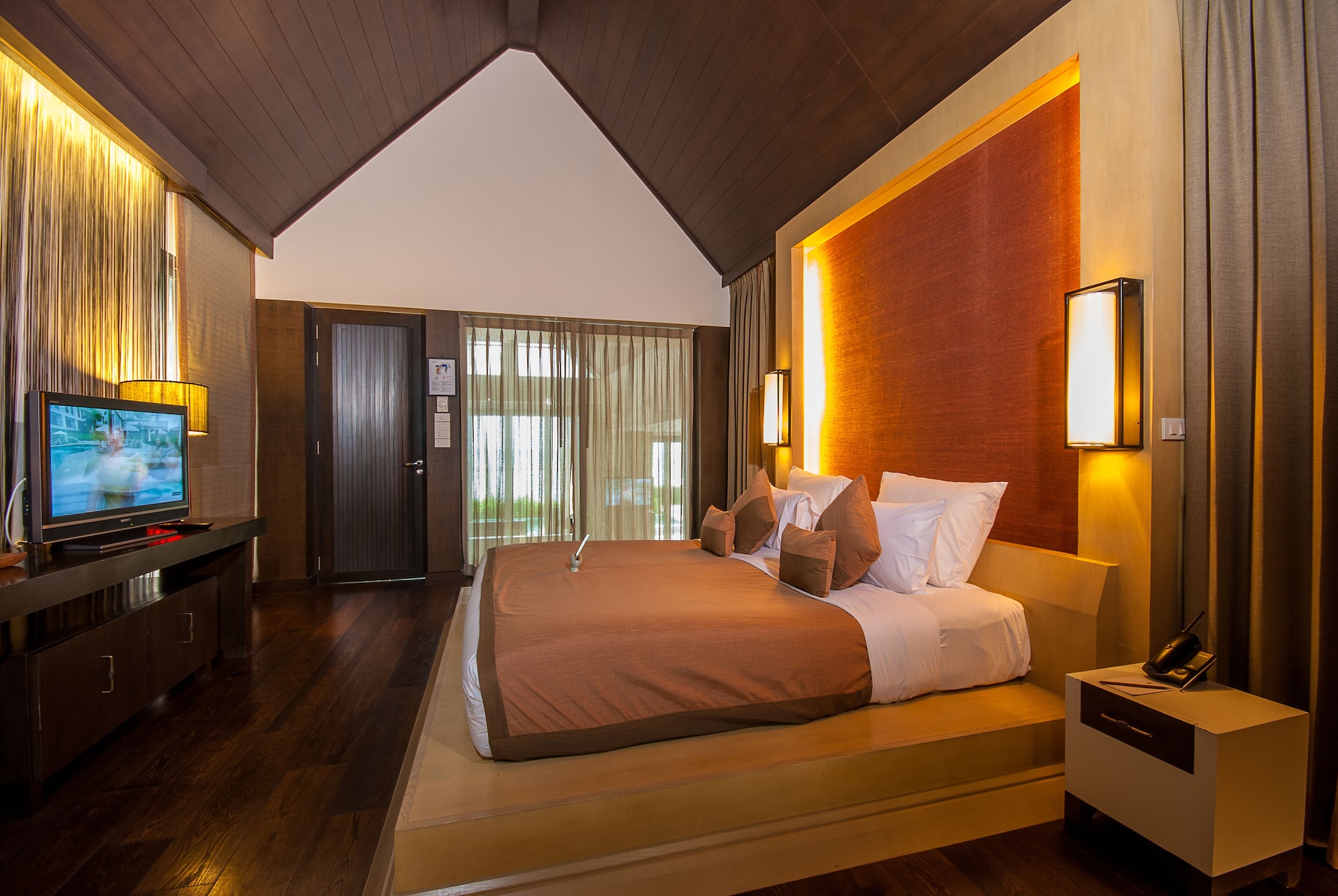 3 Bedrooms, Pool, Sea, Suite, Villa, Twin Beds, 2 King Beds
