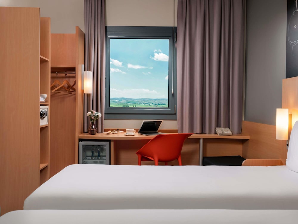 Ibis Ankara Airport 26/61