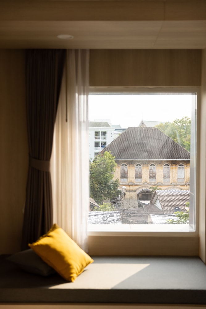 Nappiness Hotel 26/50