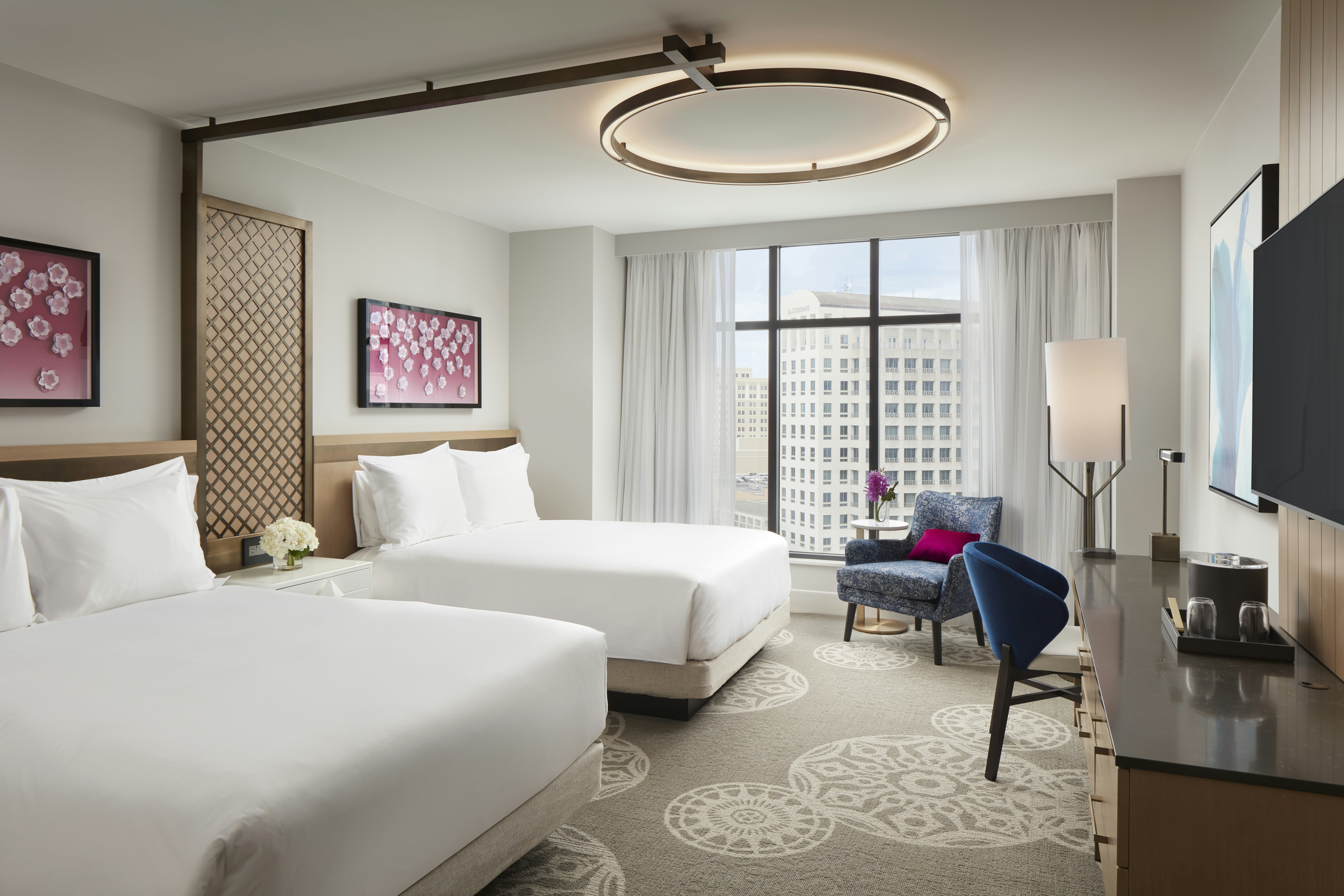 PREMIUM, 2 QUEEN BEDS, ACCESSIBLE