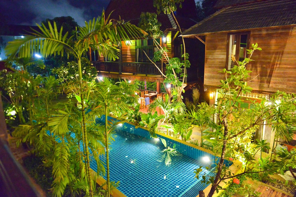 Hongkhao Village 90/100