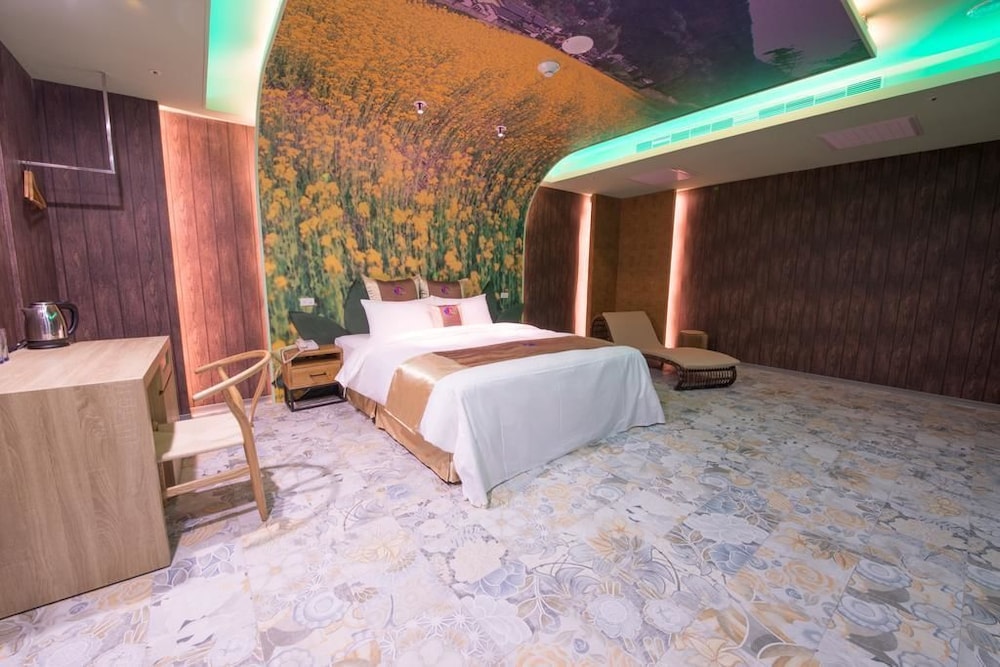Ting-Shuai Motel 24/68