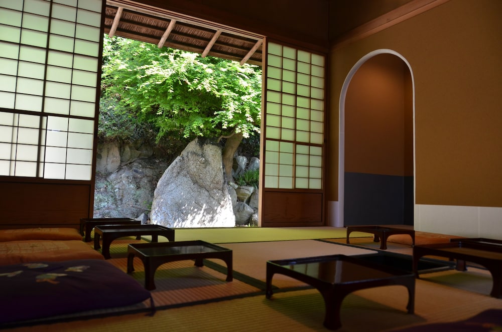 National Historic Landmark Shunyoso 12/22