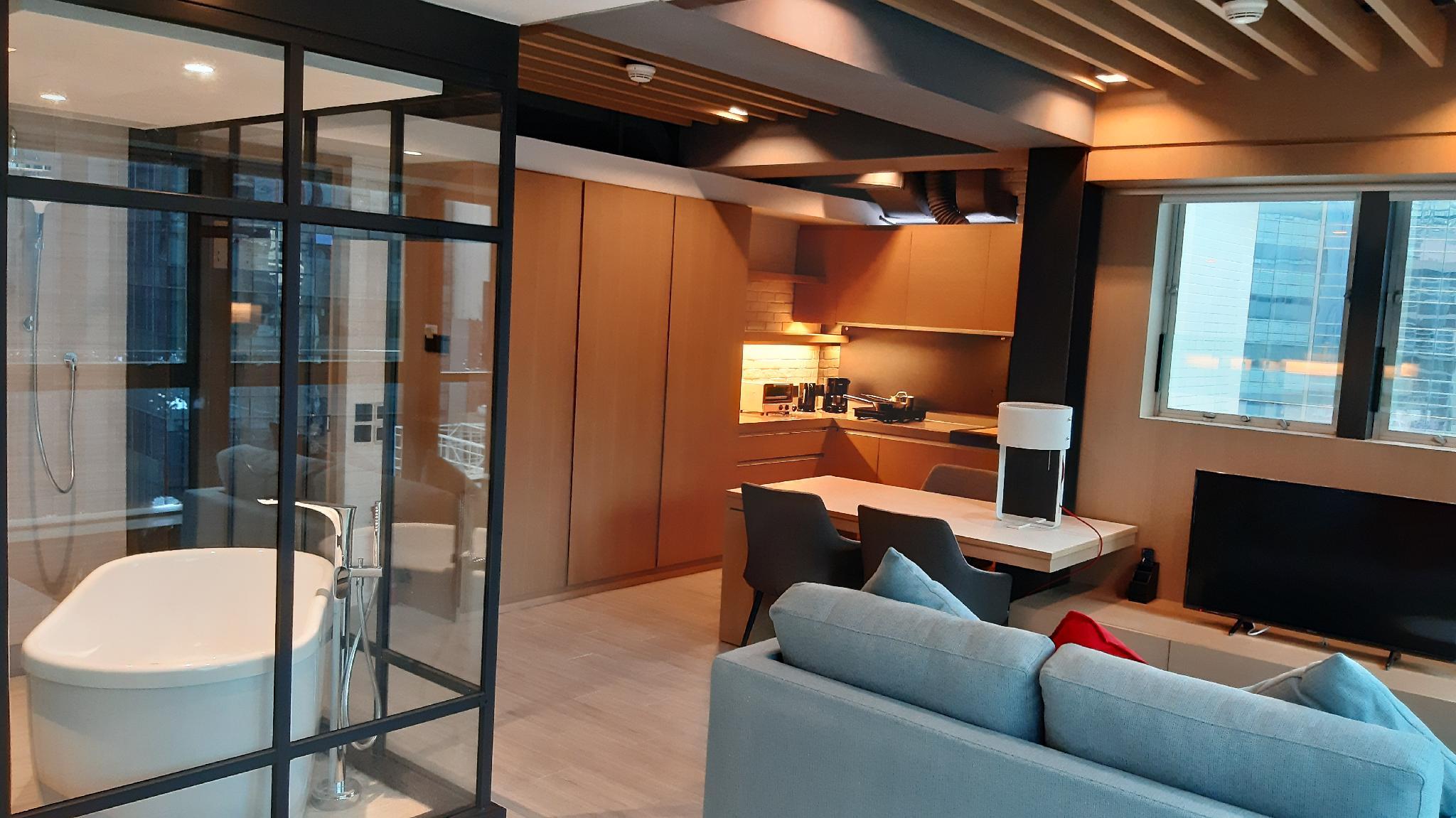 Yin Serviced Apartments 12/17