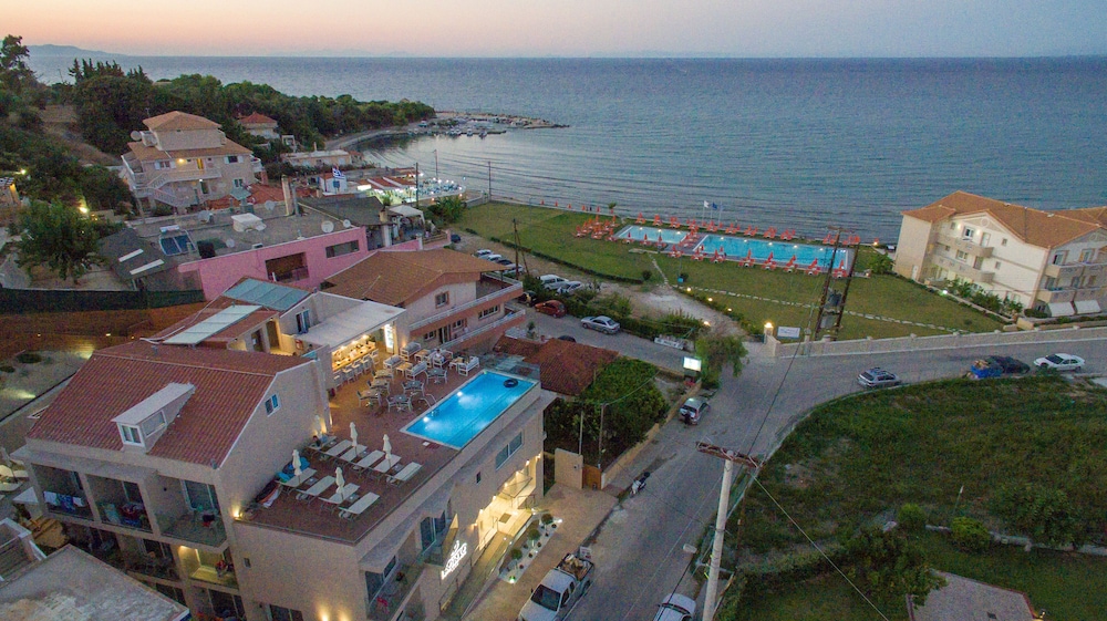 Porto Planos Beach Hotel 43/50