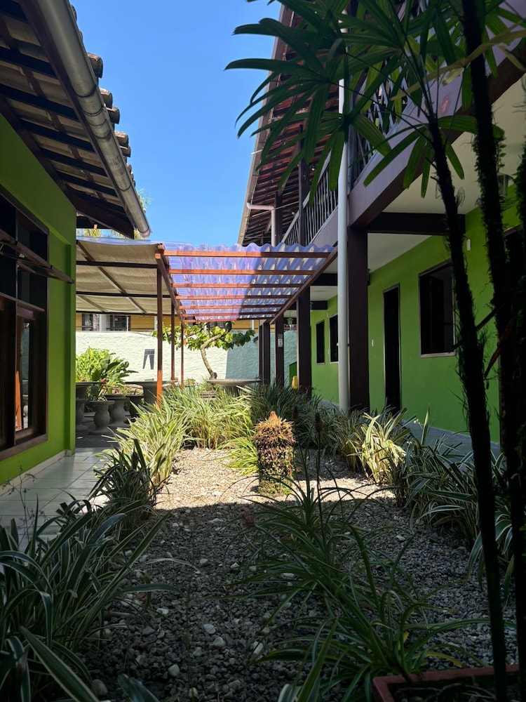 Hotel Vale Verde 43/50