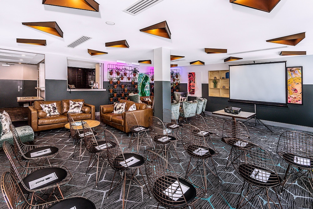 Rydges Perth Kings Square 32/63